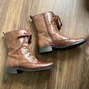 Aerosoles A2 Ride Away Lace-up Boots